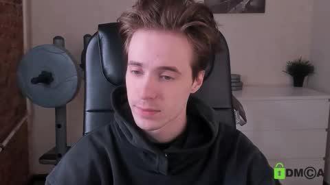 Snapshot of _tokyo_ghoul chatting on 2, 11, 2025 _tokyo_ghoul online show from 2, 11, 2025