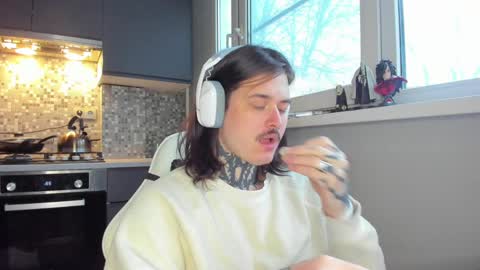 Snapshot of _torfin_ chatting on 11, 2, 2025 _torfin_ online show from 11, 2, 2025