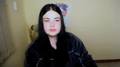 Snapshot of _trisha_li chatting on 20, 10, 2025 Trisha online show from 20, 10, 2025