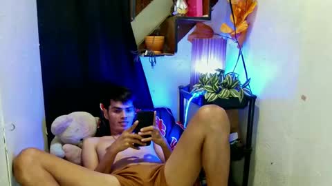 Snapshot of _urbabypam chatting on 5, 1, 2025 Urjerick online show from 5, 1, 2025