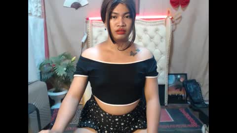 _urmorena_ online show from 6, 10, 2025