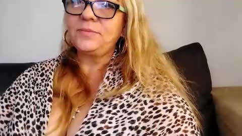 Valerie online show from 31, 10, 2025