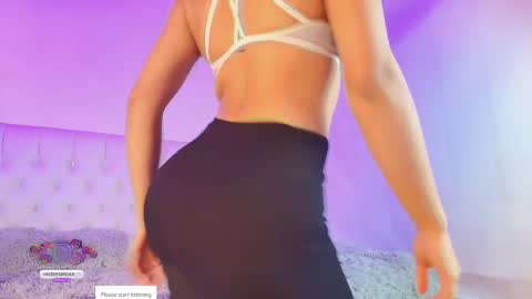 Victoria Fox online show from 17, 3, 2026