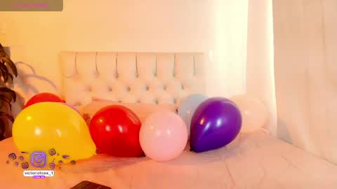 Victoria Fox online show from 14, 4, 2026