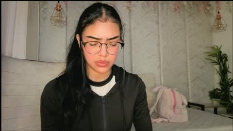   online show from 5, 4, 2026