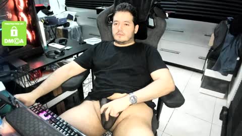 Snapshot of _vix__ chatting on 4, 4, 2026 Vix online show from 4, 4, 2026