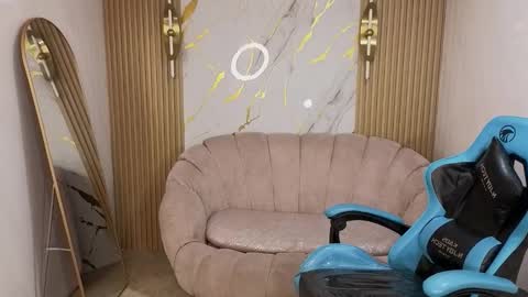  wendy  online show from 12, 11, 2025