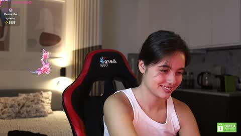 Snapshot of _whoareu_ chatting on 6, 12, 2024 Kristina online show from 6, 12, 2024