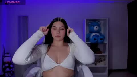 Snapshot of _wtdreamgirl chatting on 1, 7, 2026 Luisa online show from 1, 7, 2026