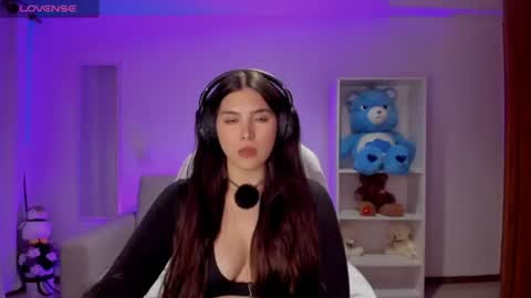 Snapshot of _wtdreamgirl chatting on 10, 7, 2026 Luisa online show from 10, 7, 2026