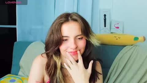 _yourcherrybomb online show from 19, 1, 2025