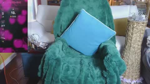 Snapshot of a1wifeslut4u chatting on 15, 12, 2024 A1wifeslut4u online show from 15, 12, 2024