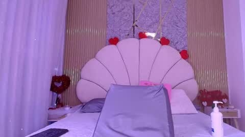 Aisha online show from 9, 2, 2026