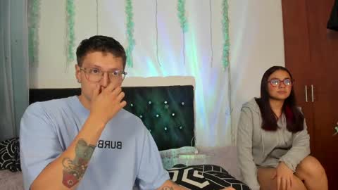 A Sexy Couple online show from 9, 4, 2026