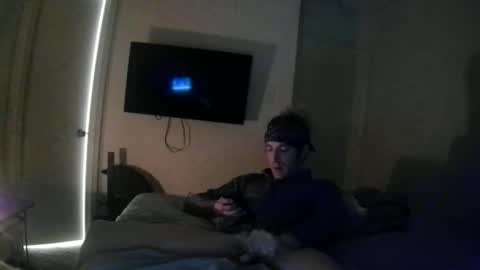 Snapshot of a_texas90 chatting on 21, 10, 2025 a_texas90 online show from 21, 10, 2025