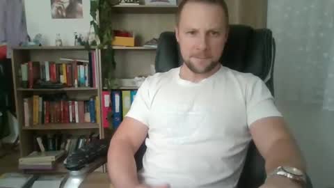 Snapshot of aaaandzzz chatting on 11, 3, 2025 Long distance cumshot online show from 11, 3, 2025
