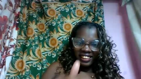 aadienne online show from 4, 7, 2026
