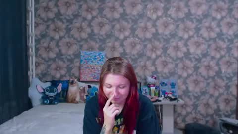 Snapshot of aalicebubble chatting on 6, 7, 2026 Alice online show from 6, 7, 2026