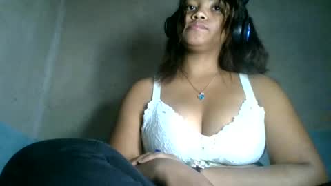 aariciah online show from 19, 6, 2026
