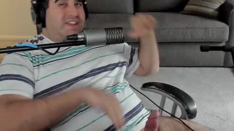 Snapshot of aaroleplayer chatting on 15, 2, 2025 Aaron online show from 15, 2, 2025