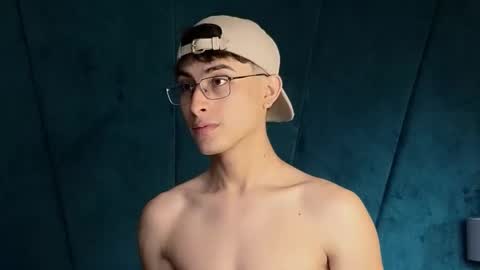 Aaron Ezequiel online show from 8, 11, 2025