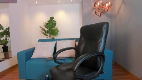 Aaron online show from 18, 12, 2024