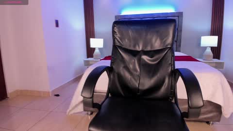 Aaron online show from 14, 1, 2025