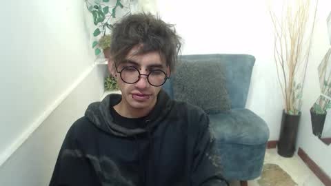 Snapshot of aaronbeer_ chatting on 24, 2, 2026 Aaron online show from 24, 2, 2026