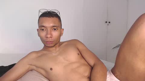 Snapshot of aaronblack1_ chatting on 17, 2, 2025 Heyy my name is Aaron online show from 17, 2, 2025