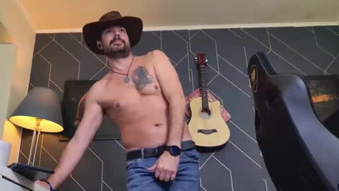 Aaron online show from 16, 11, 2025