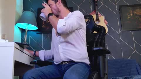 Aaron online show from 23, 2, 2026