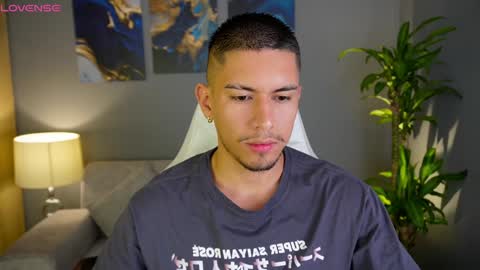 AARON  online show from 8, 1, 2025