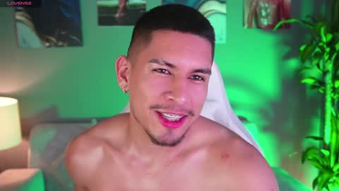 AARON  online show from 21, 1, 2025