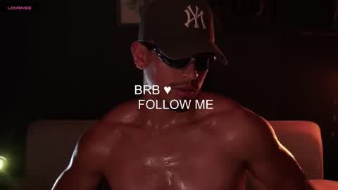 Snapshot of aaronfox_ chatting on 12, 2, 2026 AARON online show from 12, 2, 2026