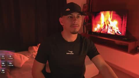 AARON  online show from 22, 5, 2026