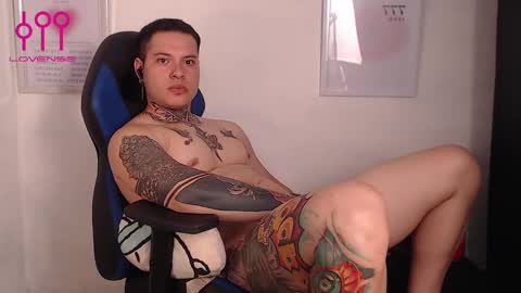 aaronsmith2_ online show from 27, 12, 2024