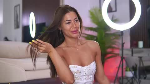 Snapshot of abbela_white chatting on 16, 6, 2026 Alexa online show from 16, 6, 2026