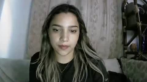 Abbie cute online show from 19, 4, 2026