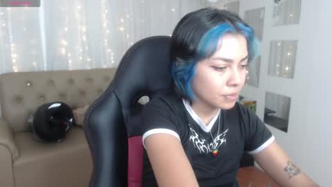 Snapshot of abbiross chatting on 3, 12, 2024 Abbi online show from 3, 12, 2024