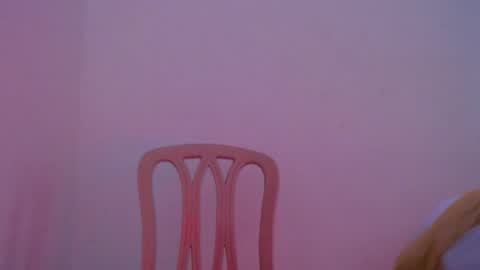 Snapshot of abby_hiltton chatting on 4, 11, 2025 abby_hiltton online show from 4, 11, 2025