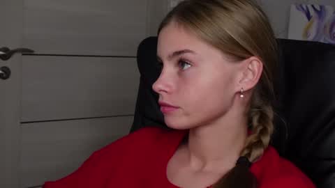 ABBY LAKER online show from 11, 12, 2024