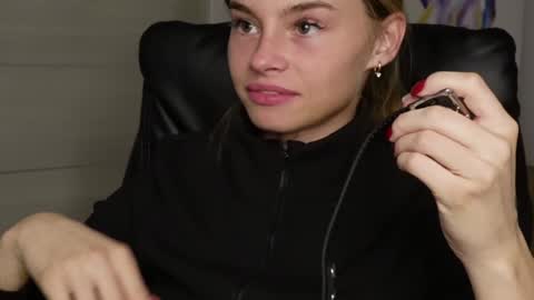 ABBY LAKER online show from 14, 12, 2024