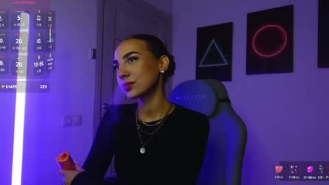 ABBY LAKER online show from 15, 9, 2025