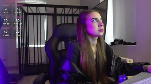 ABBY LAKER online show from 4, 10, 2025