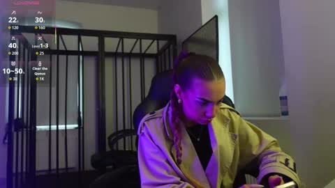 ABBY LAKER online show from 5, 10, 2025