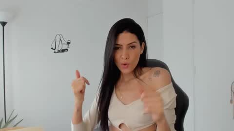 Laura  online show from 19, 2, 2025