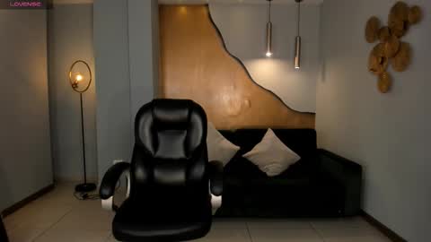 Abby Dalton  online show from 30, 10, 2025