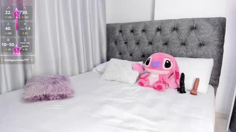 Snapshot of abbyfoxx_ chatting on 3, 10, 2025 Abby online show from 3, 10, 2025