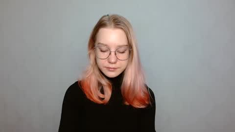 Snapshot of abbymoore__ chatting on 26, 12, 2024 Abby Lovense is active online show from 26, 12, 2024