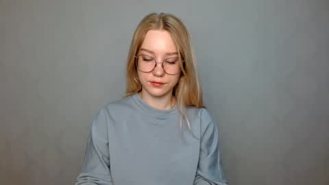 Snapshot of abbymoore__ chatting on 25, 2, 2025 Abby Lovense is active online show from 25, 2, 2025